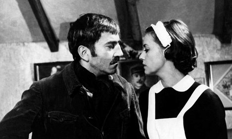 Georges Géret, Jeanne Moreau - Diary of a Chambermaid - Photos