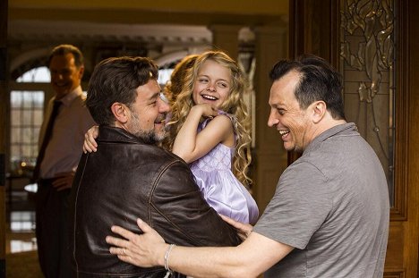 Russell Crowe, Kylie Rogers - Fathers and Daughters - Tournage