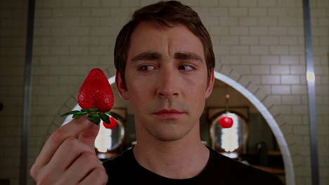 Lee Pace - Povedz, kto ťa zabil - Pie-lette - Z filmu