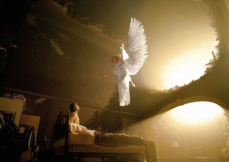 Emma Thompson - Angels in America - Millennium Approaches: In Vitro - Photos
