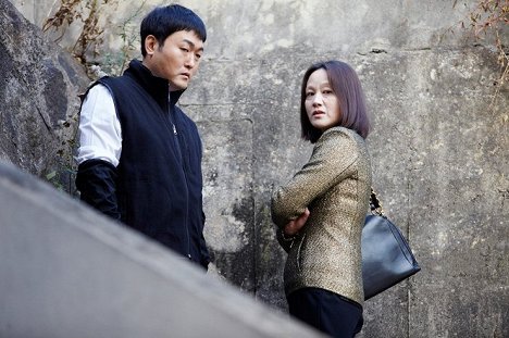 Joon-hyuk Lee, Young-hwa Seo - Alicja w krainie pracusiów - Z filmu