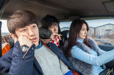 Hae-in Jeong, Won Goo, Ji-hyun Son - Rediaegsheon chungchoon - Film