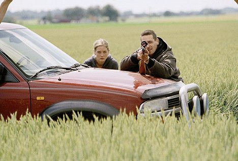 Johanna Sällström, Ola Rapace - Wallander - Innan frosten - Van film