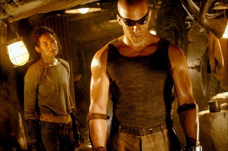 Alexa Davalos, Vin Diesel - Riddick: Kronika temna - Z filmu