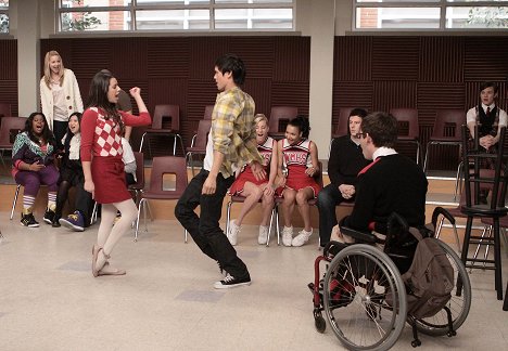 Lea Michele, Harry Shum Jr., Naya Rivera, Cory Monteith - Glee - Hola - De la película