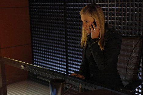 Katee Sackhoff - 24 Horas - Day 8: 10:00 p.m.-11:00 p.m. - Do filme