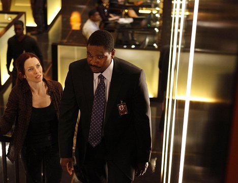 Annie Wersching, Mykelti Williamson - 24 - Day 8: 11:00 p.m.-12:00 a.m. - Filmfotók