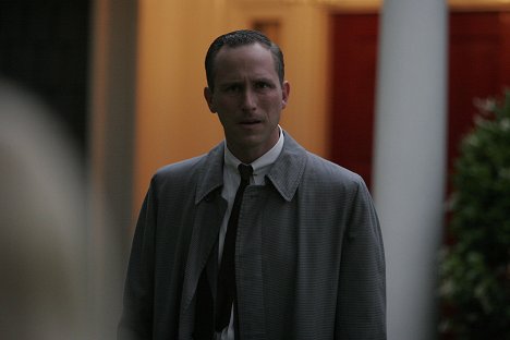 Stephen Jordan - Mad Men - New Amsterdam - De la película