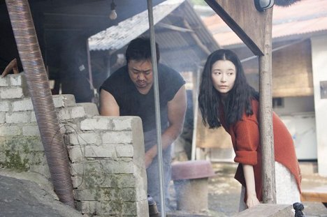 Dong-seok Ma, An Ji - Hamjeong - Van film