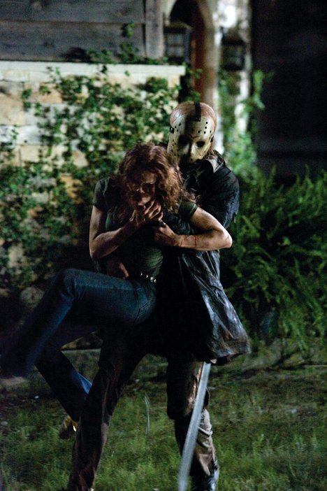 Amanda Righetti, Derek Mears - Friday the 13th - Photos