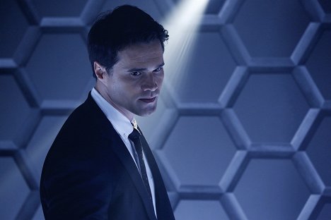 Brett Dalton - Agents of S.H.I.E.L.D. - Pilot - Photos