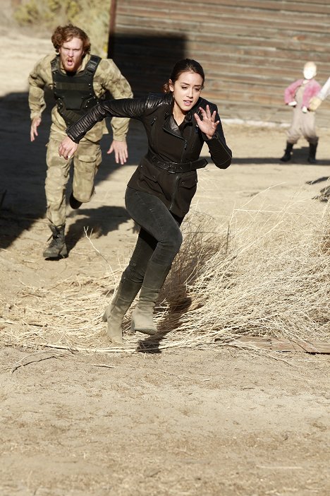 Chloe Bennet - Agenti S.H.I.E.L.D. - Zázračné místo - Z filmu