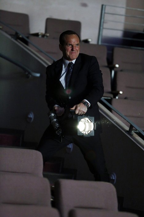 Clark Gregg - Agenti S.H.I.E.L.D. - Jediné světlo v temnotě - Z filmu