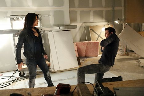 Ming-Na Wen, Brett Dalton - Agents of S.H.I.E.L.D. - Beginning of the End - Photos