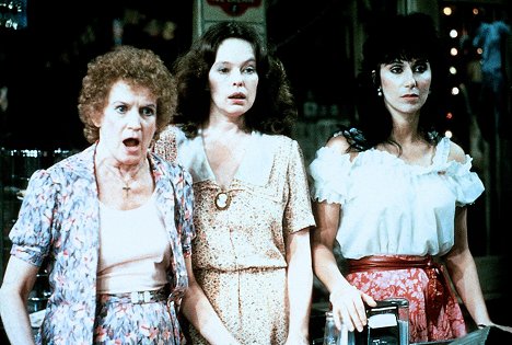 Sudie Bond, Sandy Dennis, Cher - Come Back to the Five and Dime, Jimmy Dean, Jimmy Dean - Do filme