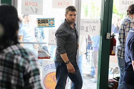 Mike Vogel - Under the Dome - The Endless Thirst - Photos