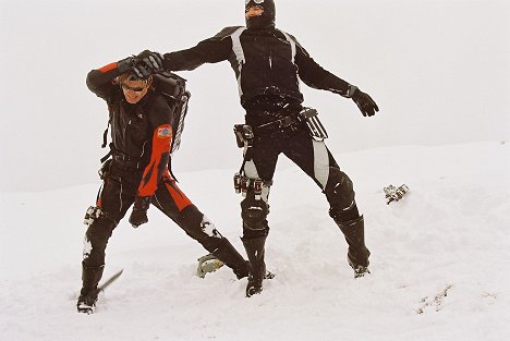 Dolph Lundgren - Retrograde - Krieg auf dem Eisplaneten - Filmfotos