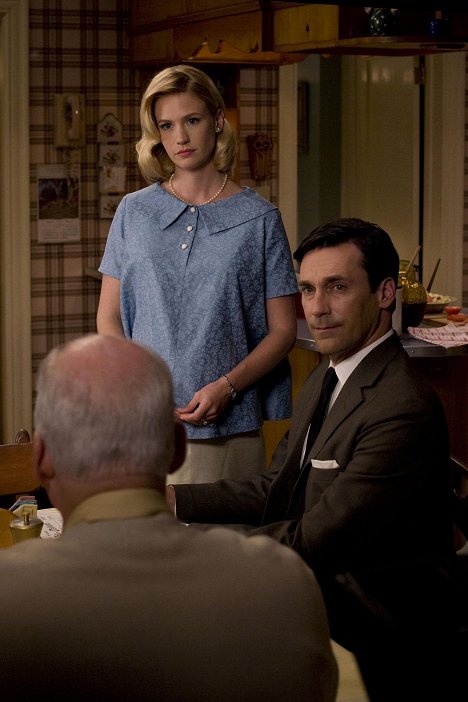 January Jones, Jon Hamm - Mad Men - Love Among the Ruins - Van film