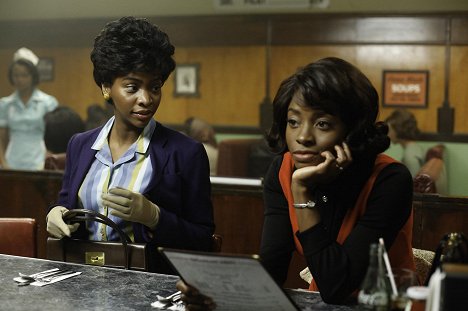 Teyonah Parris, Idara Victor - Mad Men - To Have and to Hold - Photos