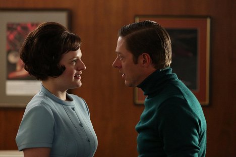 Elisabeth Moss, Kevin Rahm - Mad Men - For Immediate Release - Photos
