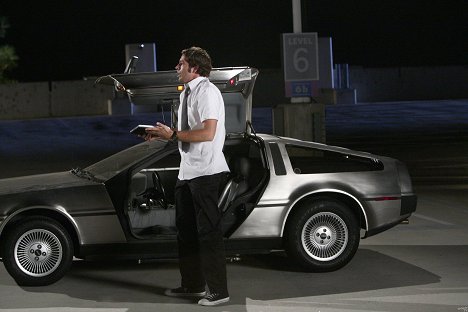 Zachary Levi - Chuck - Chuck Versus the DeLorean - Z filmu