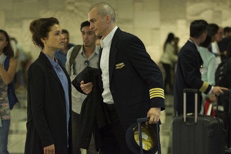 Hannah Ware, Rupert Friend - Hitman: Agent 47 - Photos