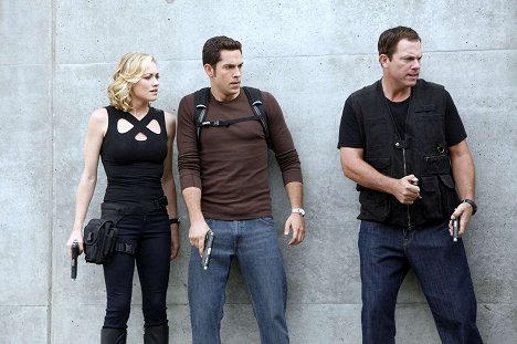 Yvonne Strahovski, Zachary Levi, Adam Baldwin - Chuck - Chuck Versus the Frosted Tips - Z filmu