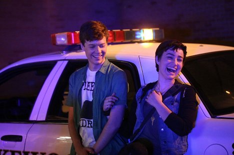 John Karna, Bex Taylor-Klaus - Scream - In the Trenches - Making of