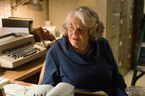 Lois Smith - The Americans - Do Mail Robots Dream of Electric Sheep? - Photos