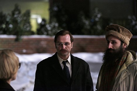 Matthew Rhys, George Georgiou - Takoví normální Američané - I Am Abassin Zadran - Z filmu