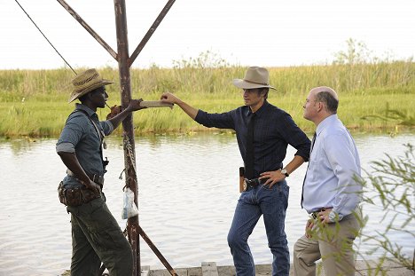 Edi Gathegi, Timothy Olyphant, David Koechner - Justified: La ley de Raylan - A Murder of Crowes - De la película