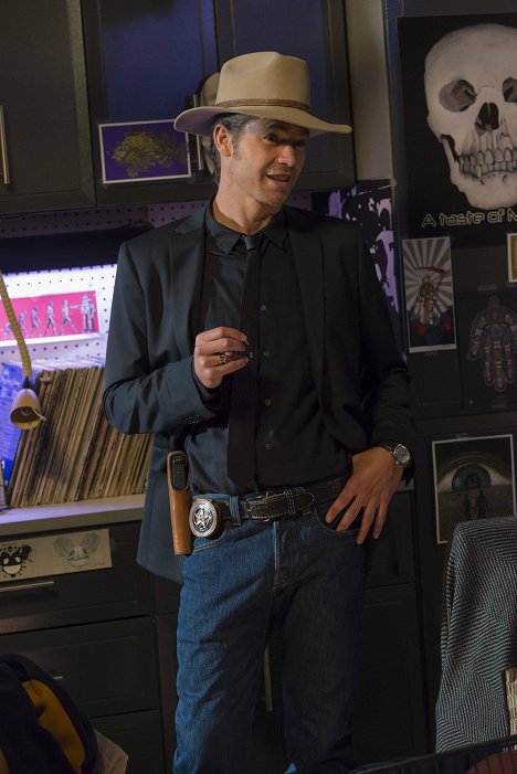 Timothy Olyphant - Justified - The Kids Aren't All Right - Photos