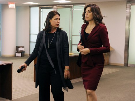 Julianna Margulies - The Good Wife - And the Law Won - Photos