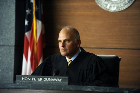 Kurt Fuller - Dobrá manželka - Here Comes the Judge - Z filmu