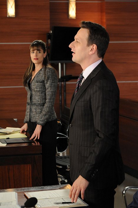 Amanda Peet, Josh Charles - The Good Wife - Die Mühlen der Justiz - Filmfotos