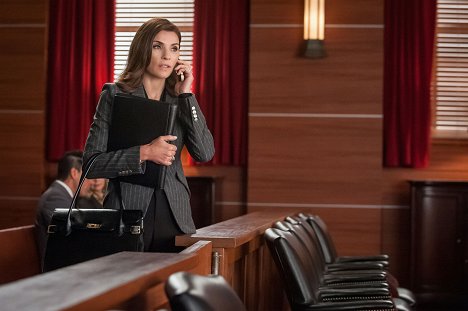 Julianna Margulies - The Good Wife - Old Spice - Photos
