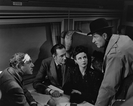 Dennis Hoey, Basil Rathbone, Renee Godfrey - Strach v nočním vlaku - Z filmu