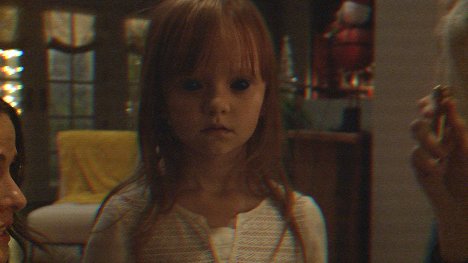Ivy George - Paranormal Activity: The Ghost Dimension - Z filmu