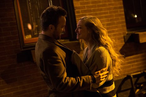 Aaron Paul, Amanda Seyfried - Fathers and Daughters - Van film