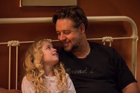 Kylie Rogers, Russell Crowe - Apák és lányaik - Filmfotók