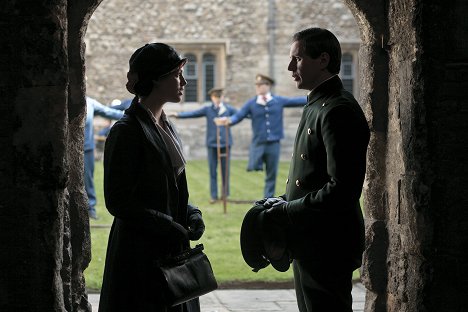 Jessica Brown Findlay, Allen Leech - Downton Abbey - Kriegszeiten - Filmfotos