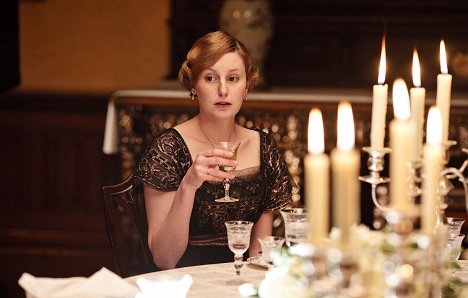 Laura Carmichael - Downton Abbey - Episode 4 - Van film