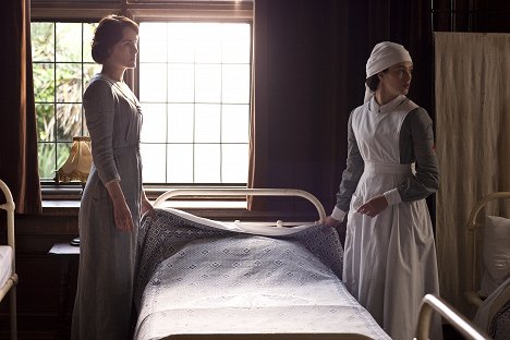 Michelle Dockery, Jessica Brown Findlay - Downton Abbey - Bis dass der Tod - Filmfotos