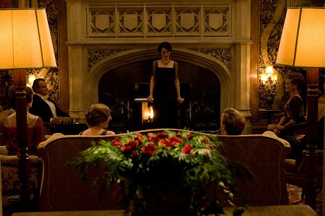 Hugh Bonneville, Michelle Dockery, Samantha Bond - Downton Abbey - Christmas at Downton Abbey - Do filme