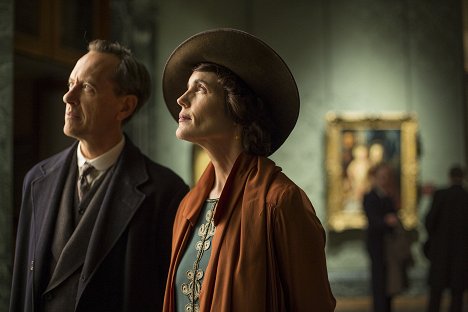 Richard E. Grant, Elizabeth McGovern - Downton Abbey - Episode 3 - Photos