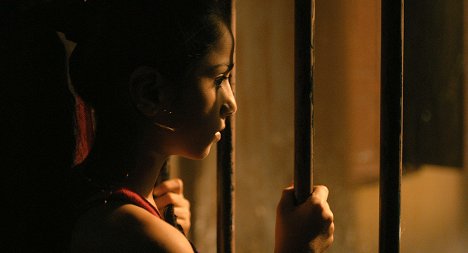 Esha Amlani - Sunrise - De la película