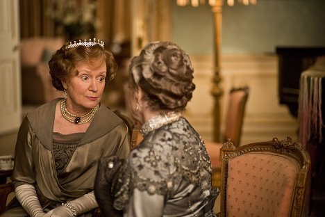 Joanna David - Downton Abbey - Episode 3 - Photos