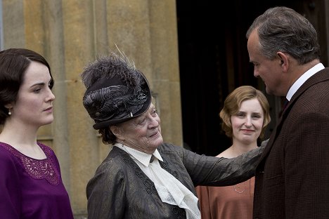 Michelle Dockery, Maggie Smith, Laura Carmichael, Hugh Bonneville - Downton Abbey - Episode 7 - Photos