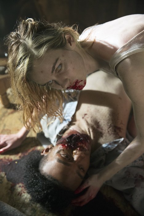 Lexi Johnson - Fear the Walking Dead - Gute alte Zeit - Filmfotos