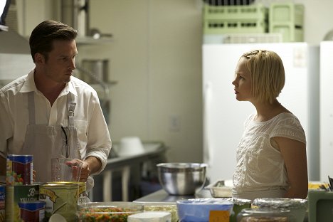 Aden Young, Adelaide Clemens - Rectify - Platons Höhle - Filmfotos